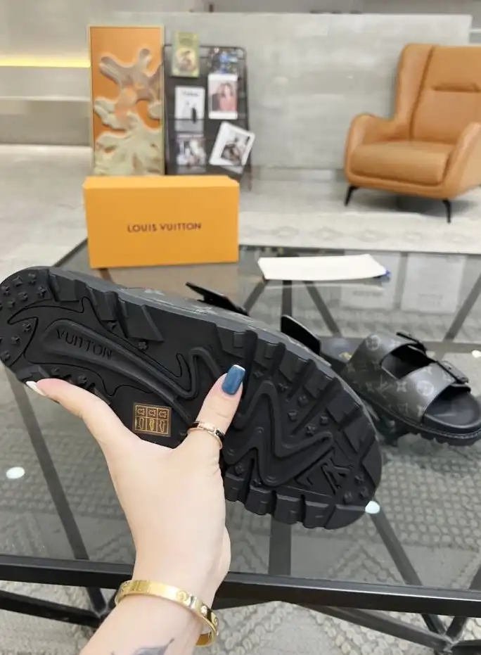 hype LV Slippers