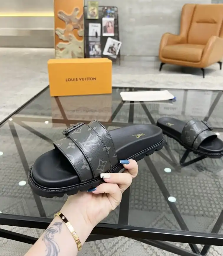 hype LV Slippers