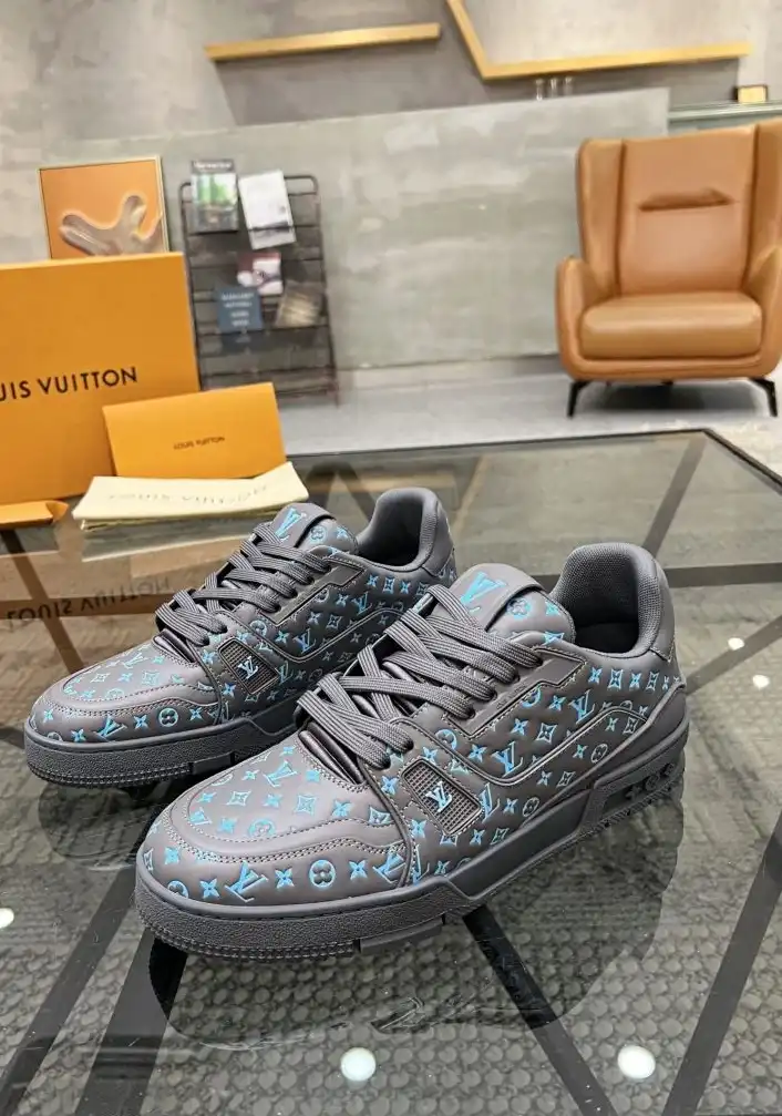 hype Louis Vuitton Sneakers