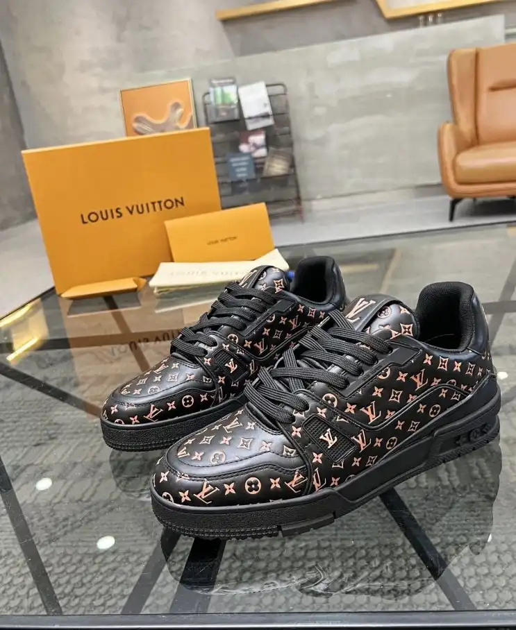 hype Louis Vuitton Sneakers