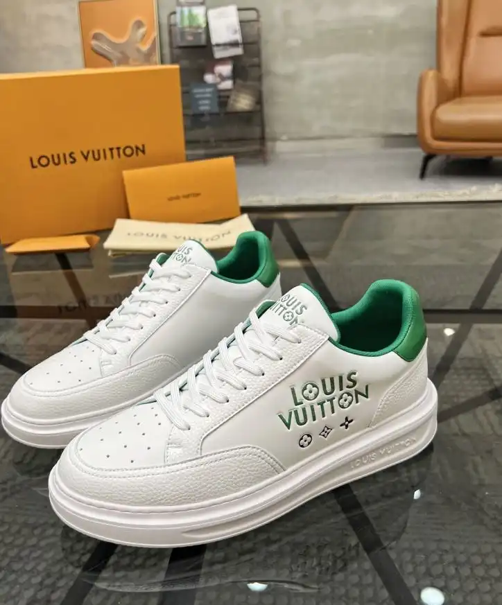 hype Louis Vuitton Sneakers