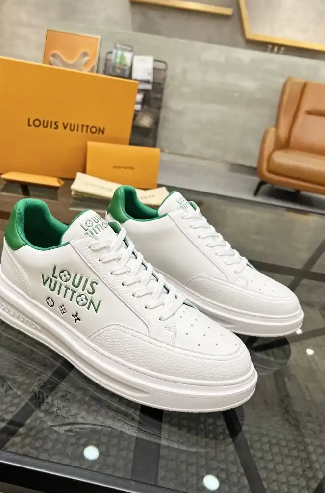 hype Louis Vuitton Sneakers