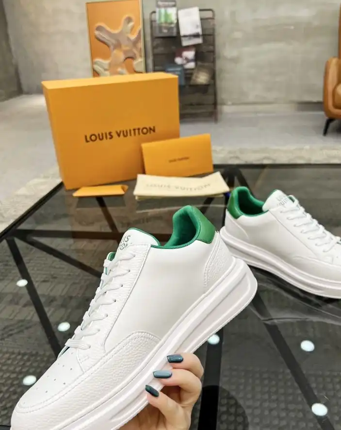 hype Louis Vuitton Sneakers