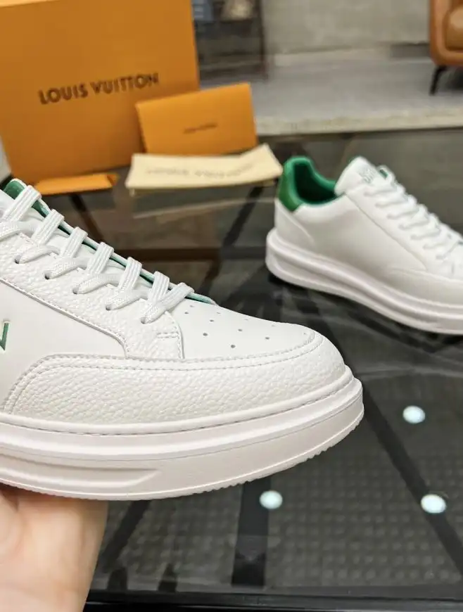 hype Louis Vuitton Sneakers