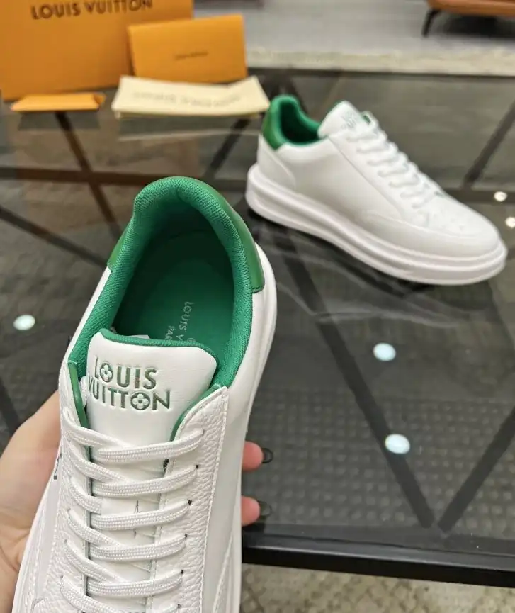 hype Louis Vuitton Sneakers