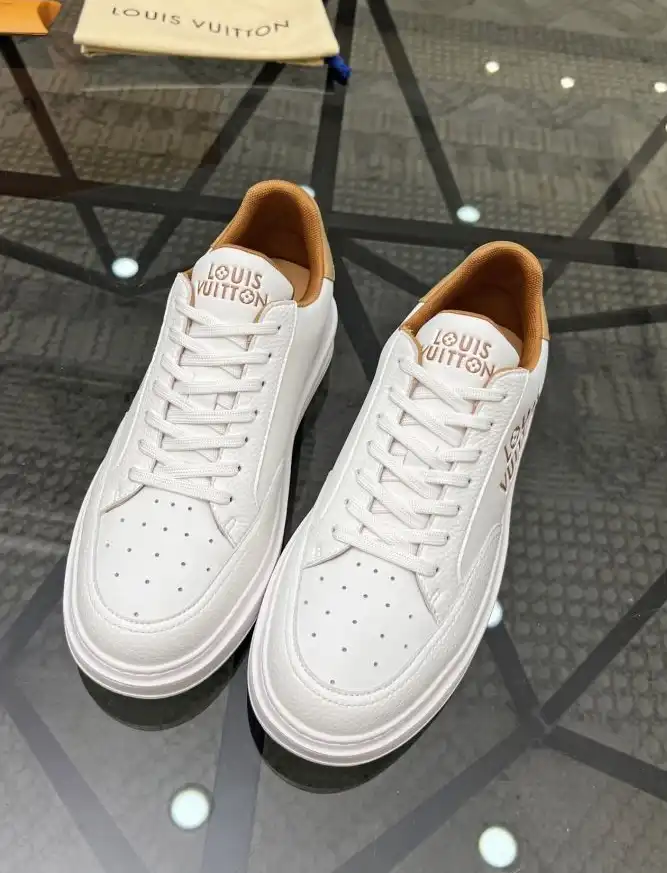 hype Louis Vuitton Sneakers