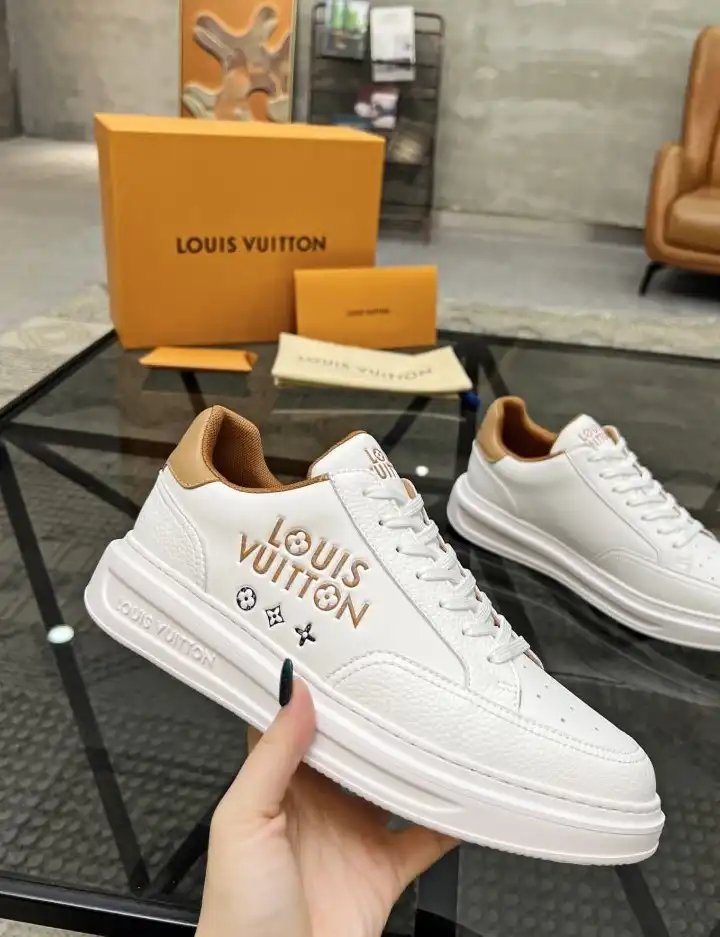 hype Louis Vuitton Sneakers