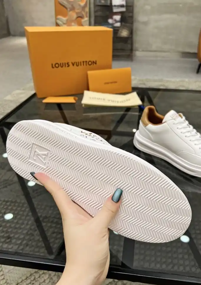 hype Louis Vuitton Sneakers