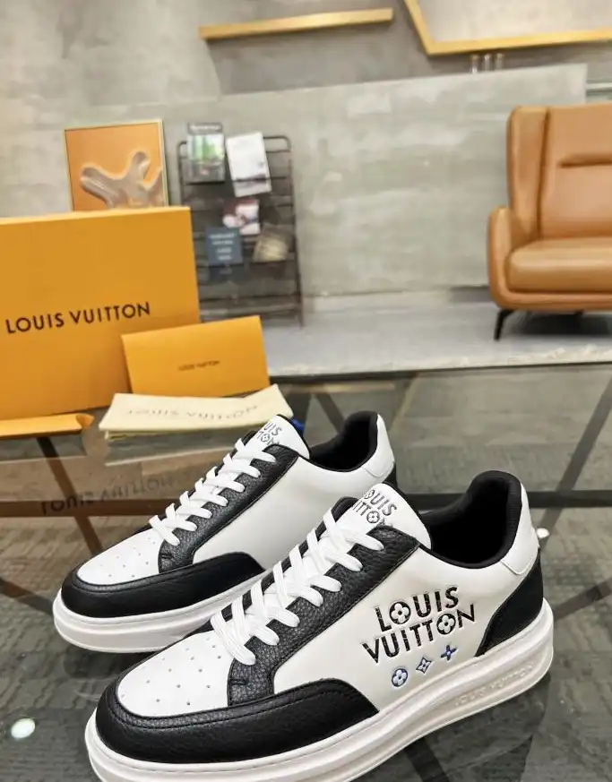 hype Louis Vuitton Sneakers