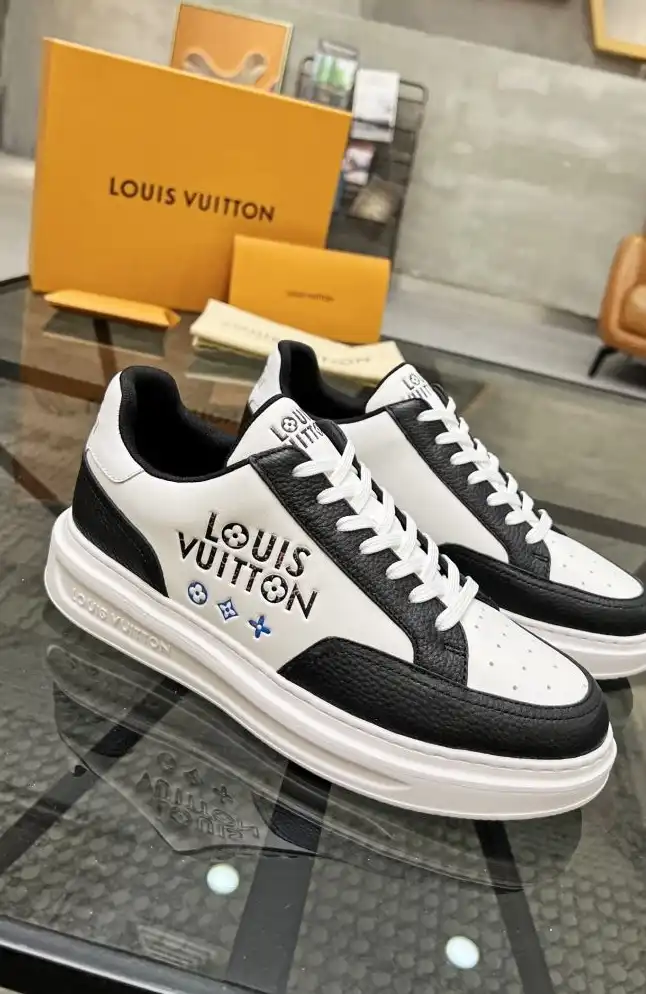 hype Louis Vuitton Sneakers