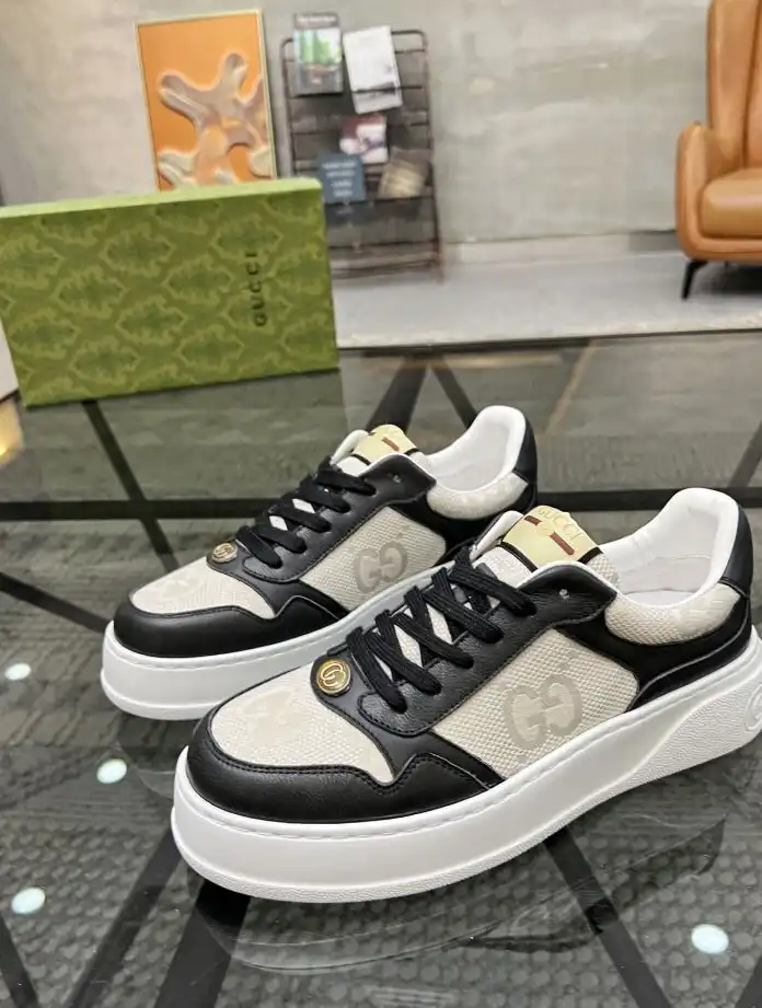 hype Gucci Sneakers