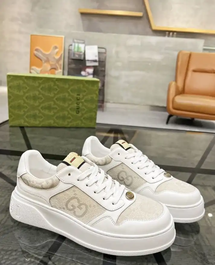 hype Gucci Sneakers