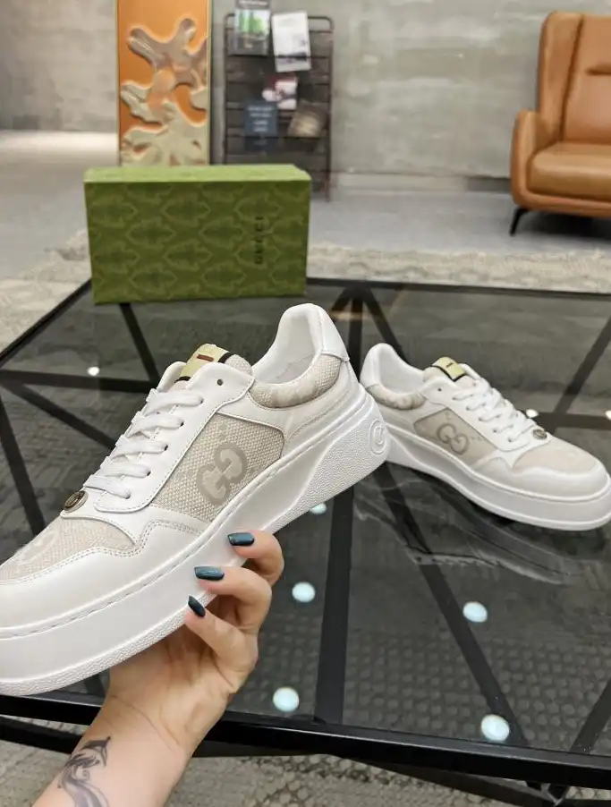 hype Gucci Sneakers