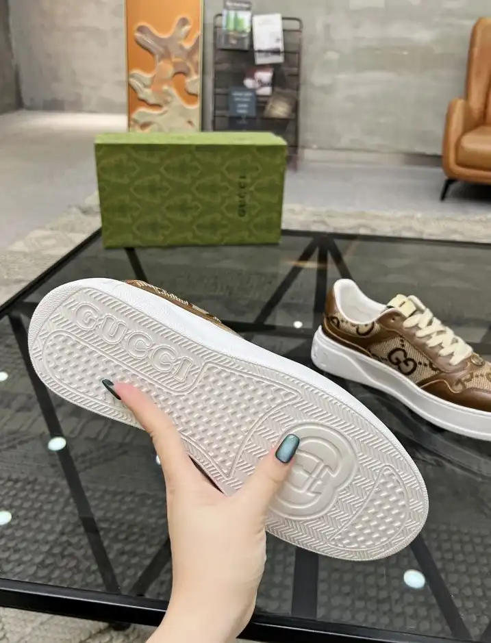 hype Gucci Sneakers