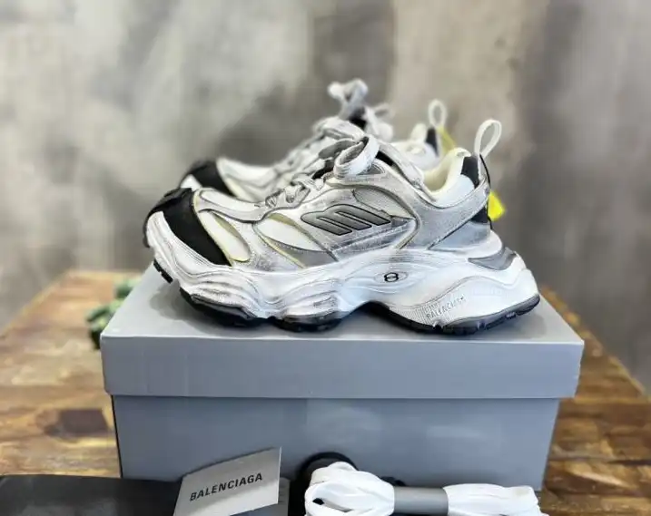 hype Balenciaga Sneakers