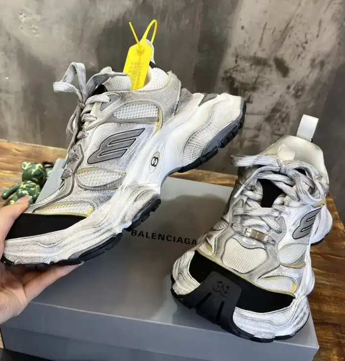 hype Balenciaga Sneakers