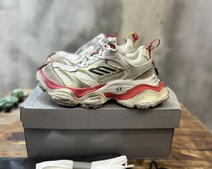 hype Balenciaga Sneakers