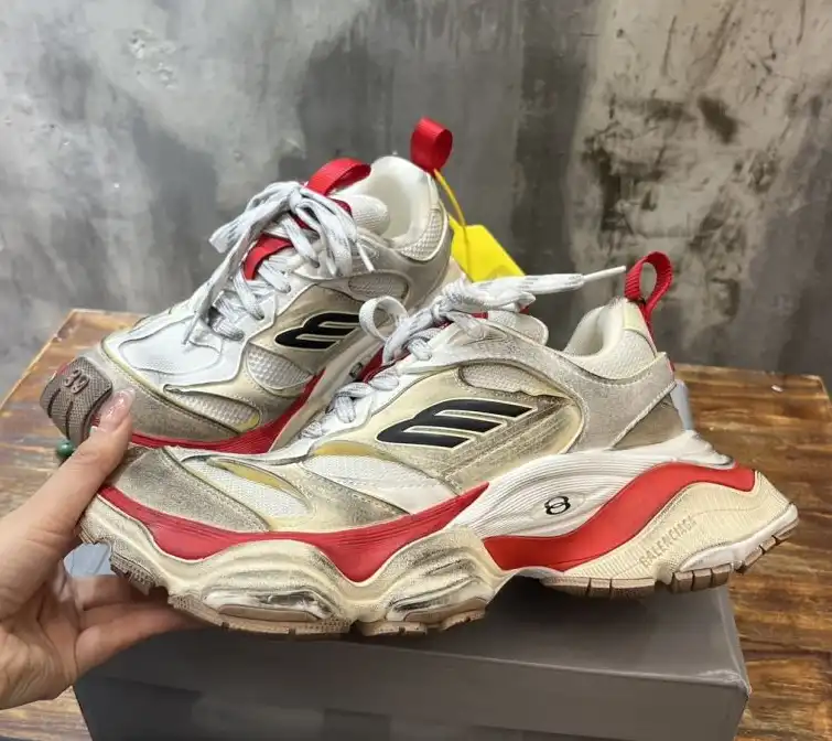 hype Balenciaga Sneakers