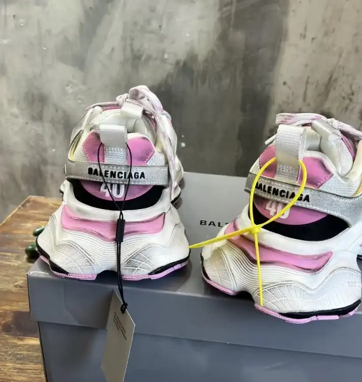 hype Balenciaga Sneakers