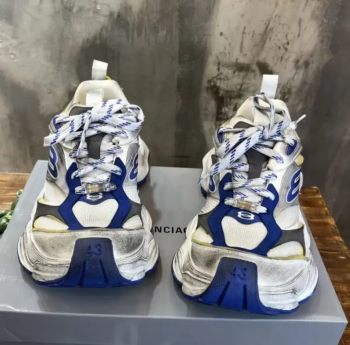 hype Balenciaga Sneakers