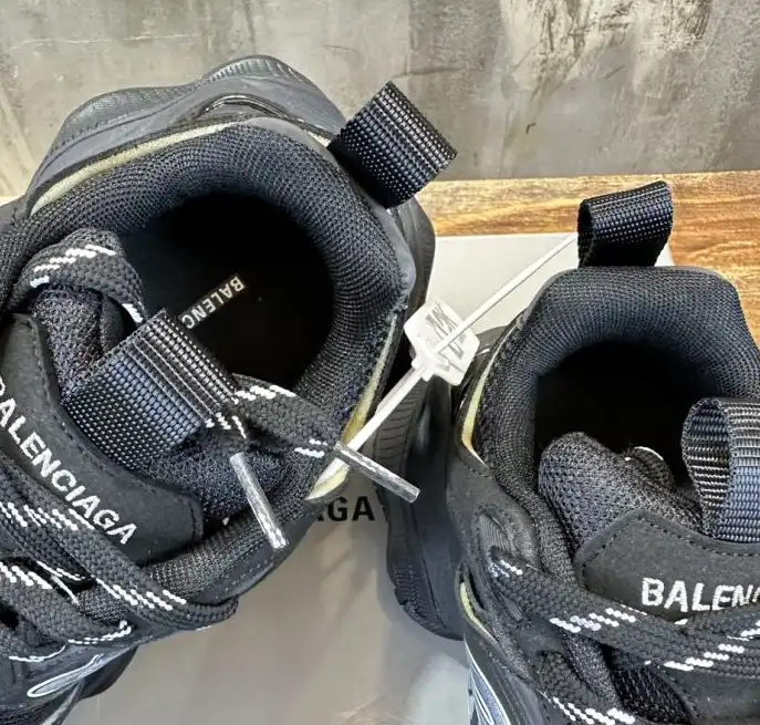 hype Balenciaga Sneakers