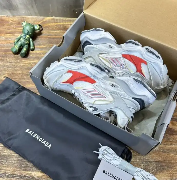 hype Balenciaga Sneakers