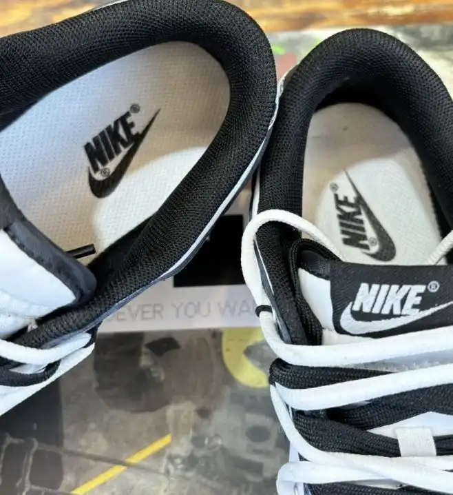 hype Nike Sneakers