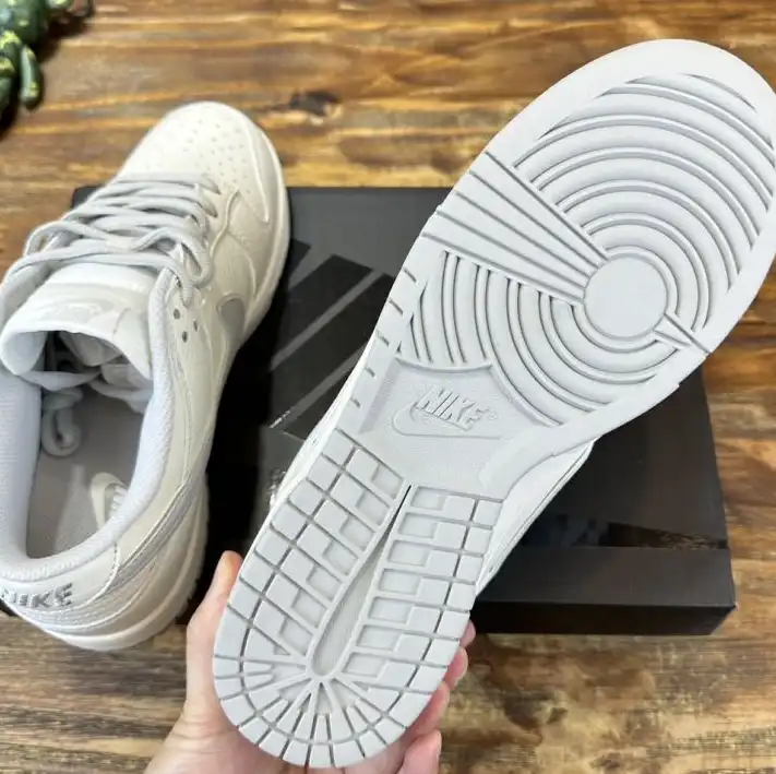 hype Nike Sneakers