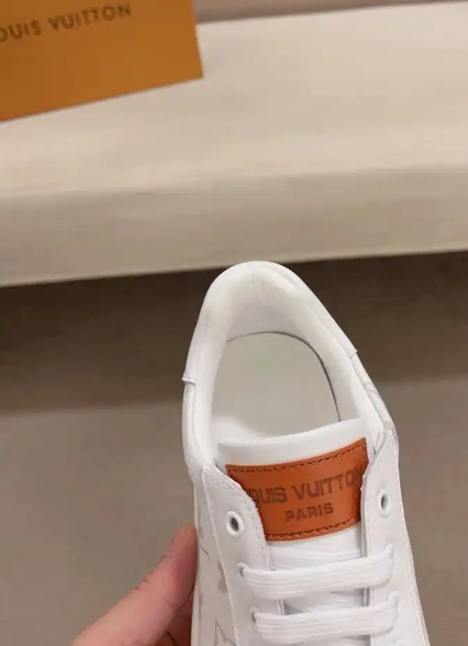 hype Louis Vuitton Sneakers