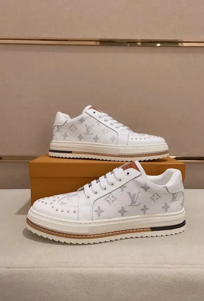 hype Louis Vuitton Sneakers