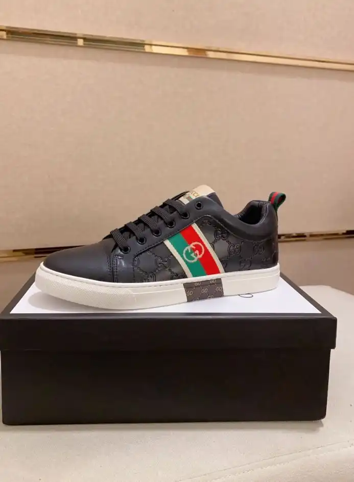 hype Gucci Sneakers