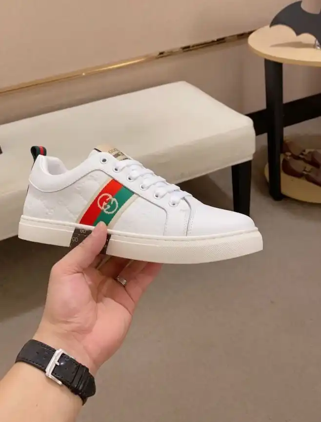 hype Gucci Sneakers