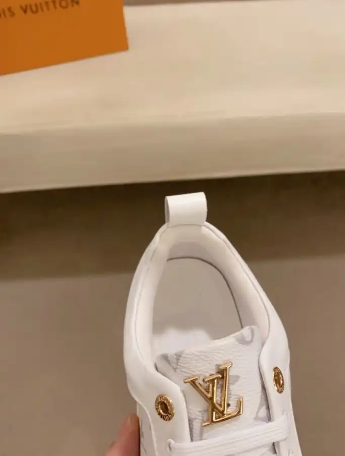 hype Louis Vuitton Sneakers