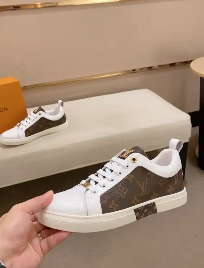 hype Louis Vuitton Sneakers