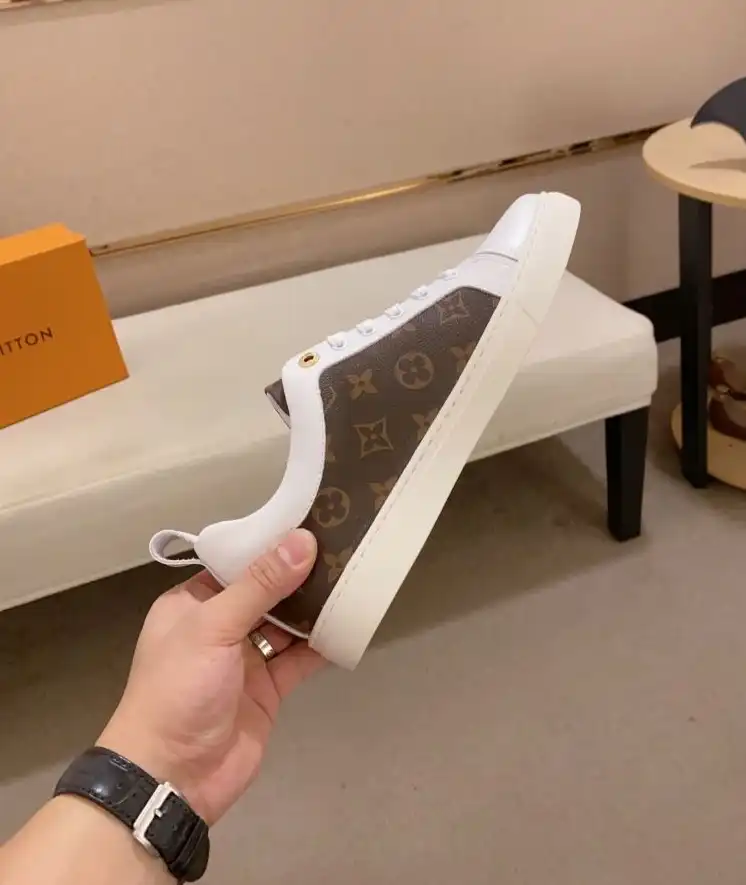 hype Louis Vuitton Sneakers