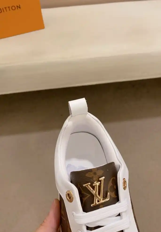 hype Louis Vuitton Sneakers