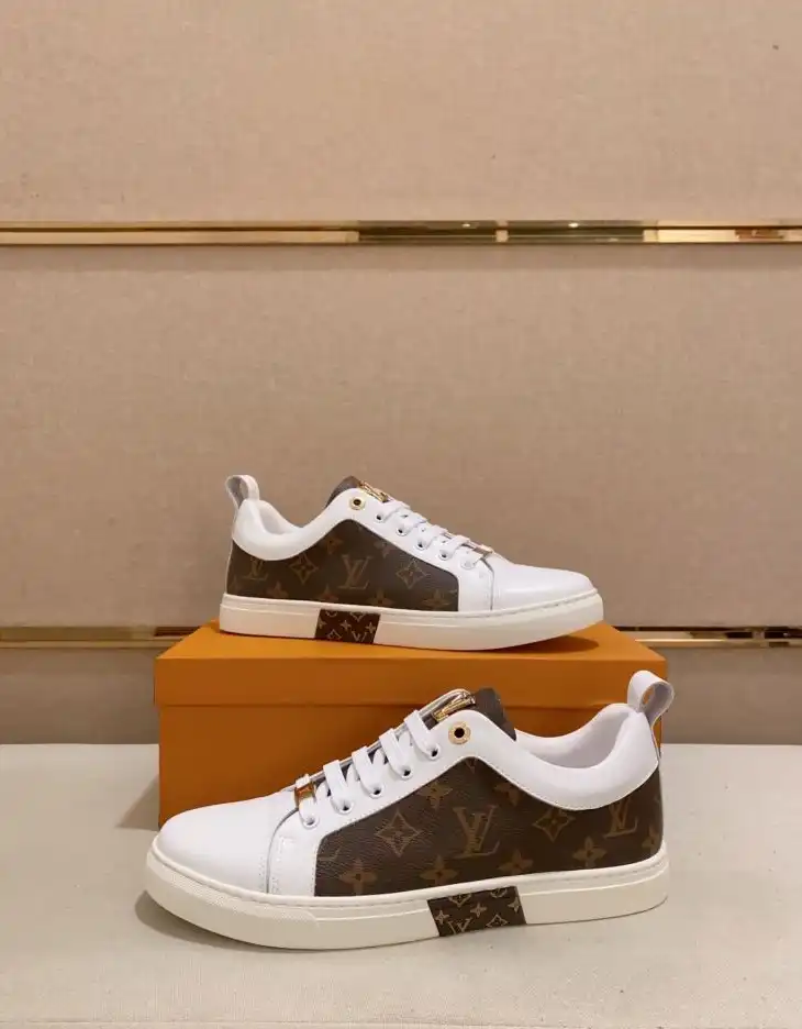 hype Louis Vuitton Sneakers