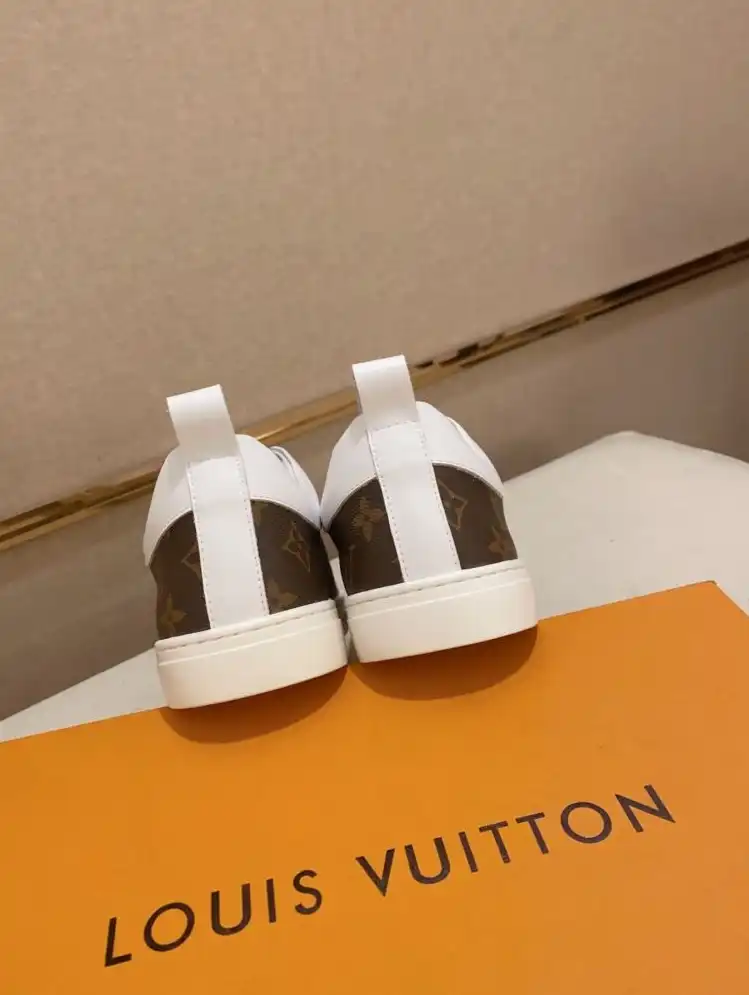 hype Louis Vuitton Sneakers