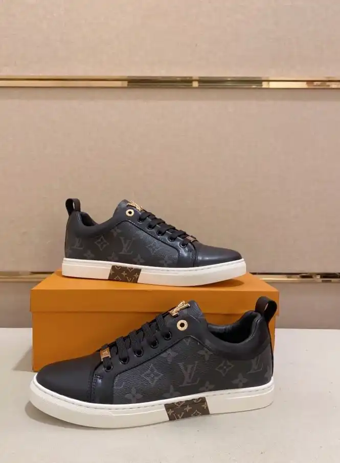 hype Louis Vuitton Sneakers