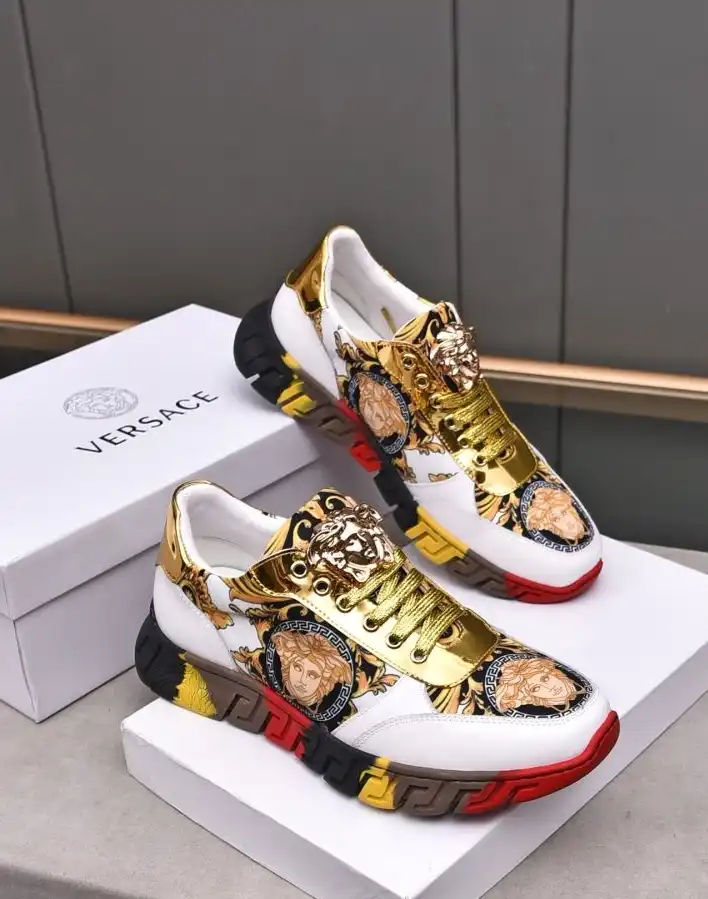 hype Givenchy Sneakers