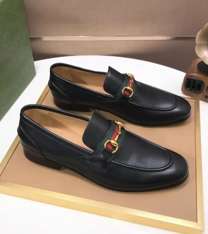 Gucci Leather Shoes