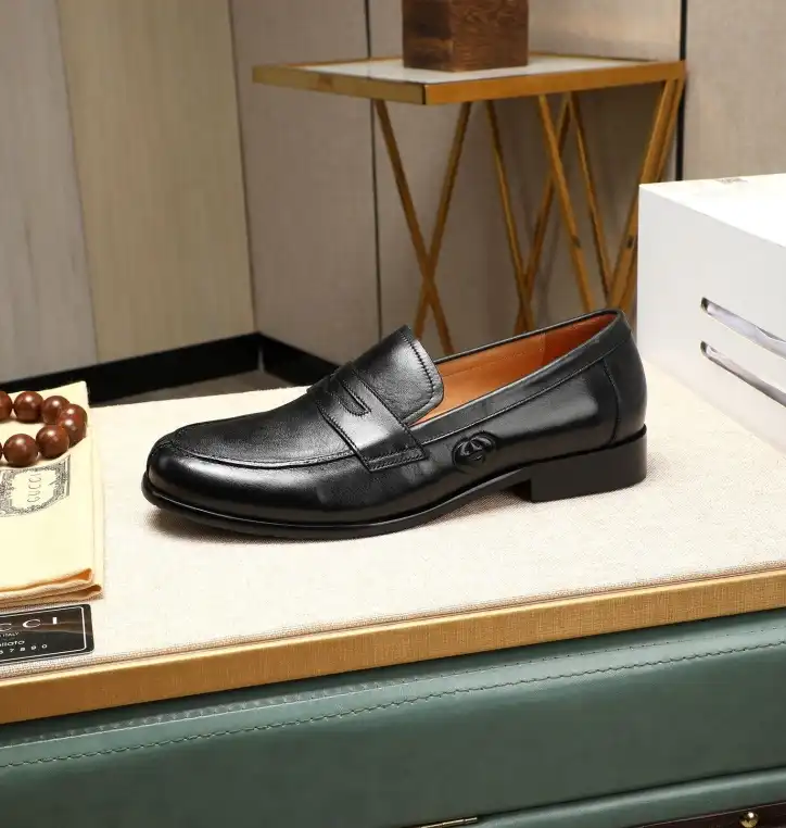 Gucci Leather Shoes