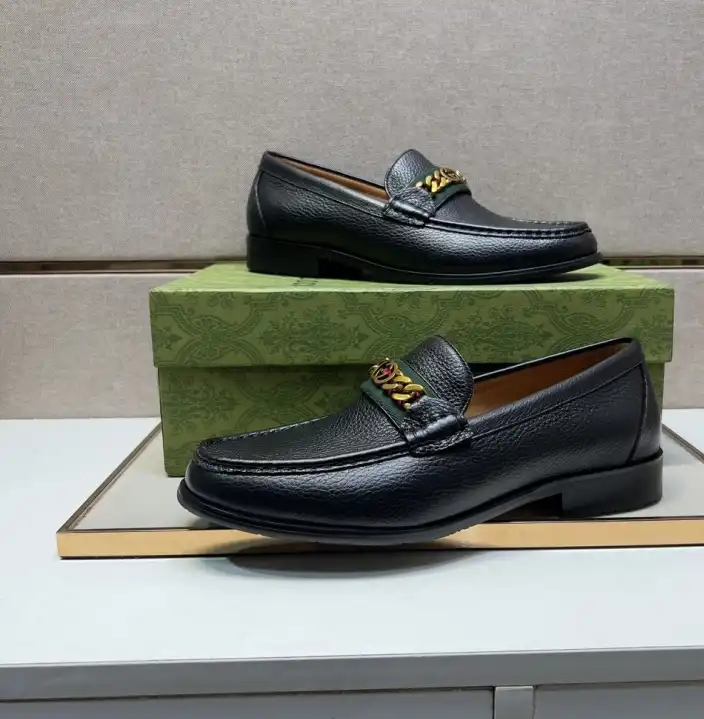 Gucci Leather Shoes