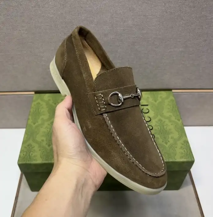 Gucci Leather Shoes