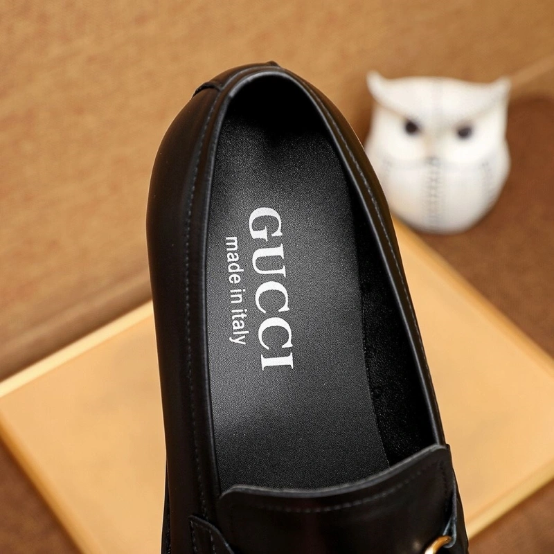 Gucci Leather Shoes