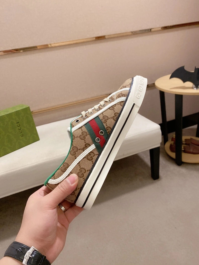 Gucci Casual Shoes