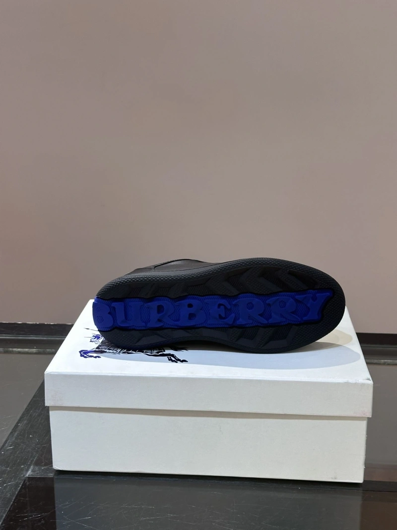 Burberry Sneakers