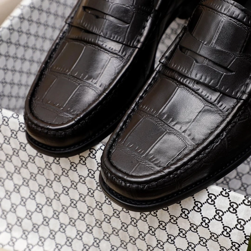 Gucci Leather Shoes
