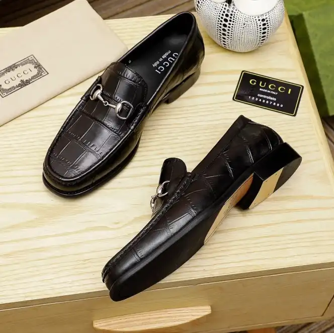 Gucci Leather Shoes