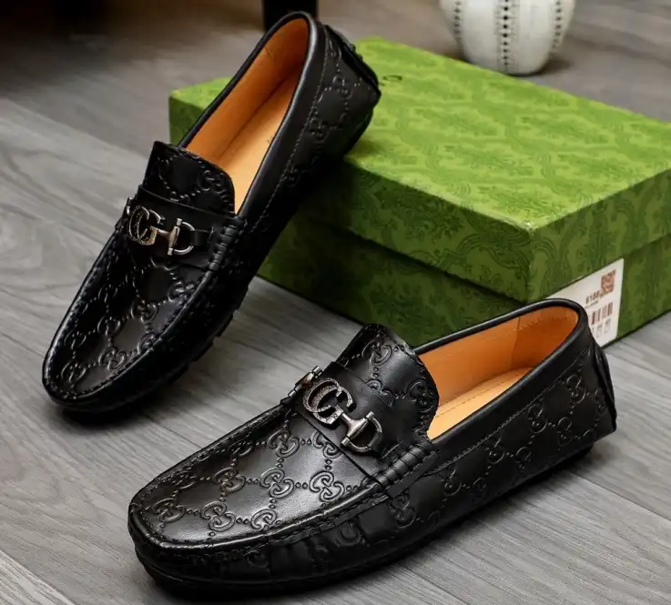 Gucci Leather Shoes